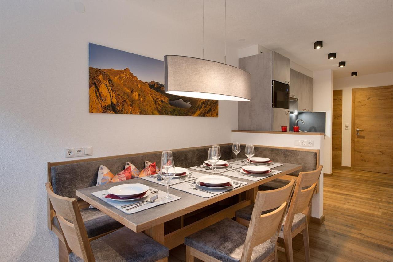 Alpenrose Appartements Burger Evelin Sankt Anton am Arlberg Exterior photo