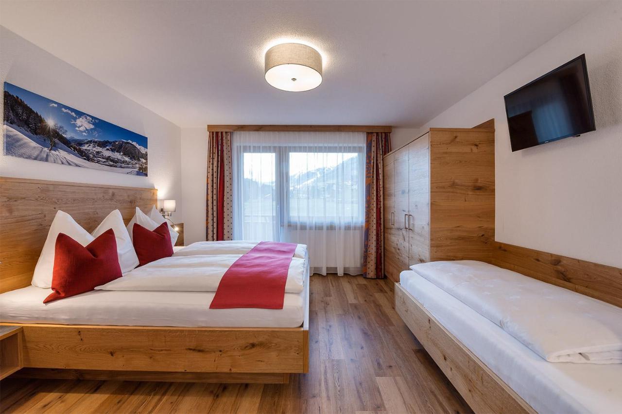 Alpenrose Appartements Burger Evelin Sankt Anton am Arlberg Exterior photo