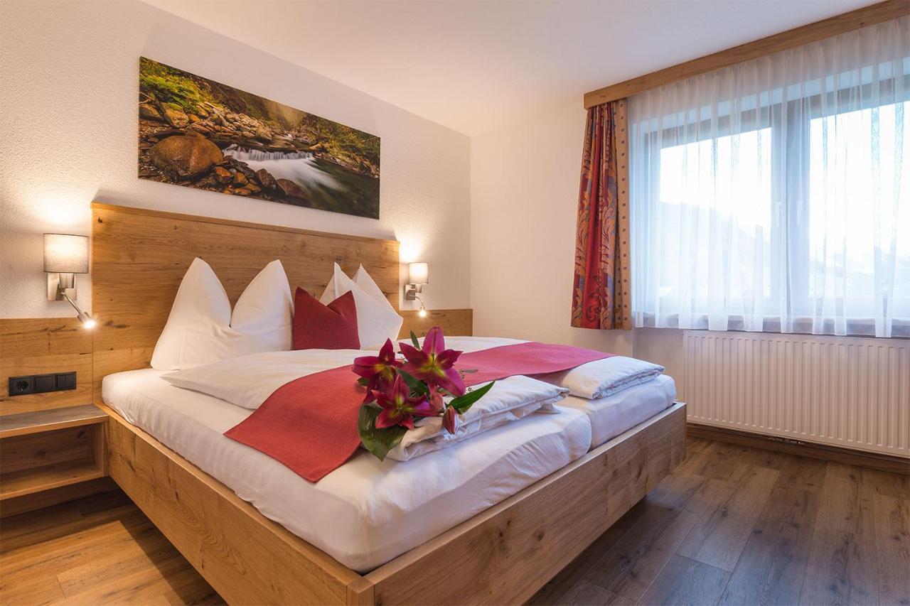 Alpenrose Appartements Burger Evelin Sankt Anton am Arlberg Exterior photo